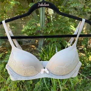 Wireless Grey Lace Bra